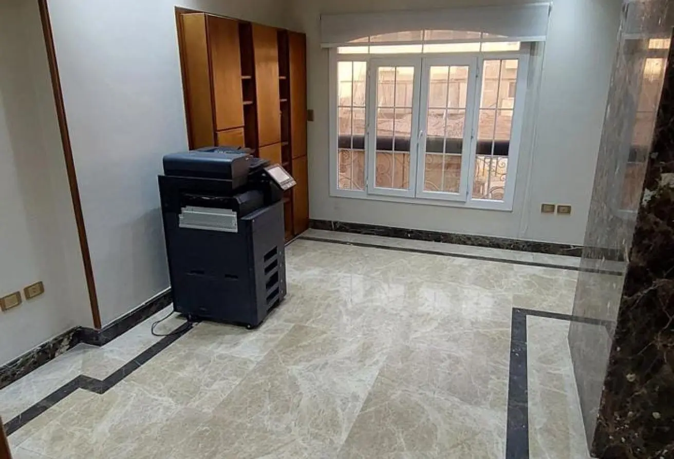 102352809 - Property Main Image