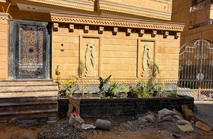 Villa - 3 Bedrooms - 3 Bathrooms for sale in Gate 1 - Khofo - Hadayek El Ahram - Giza