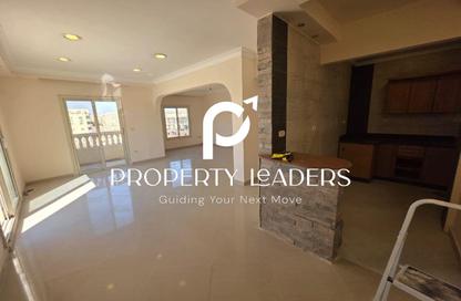 Apartment - 3 Bedrooms - 2 Bathrooms for rent in Touristic Zone 6 - Touristic Zone - Al Motamayez District - 6 October City - Giza Apartment - 3 Bedrooms - 2 Bathrooms for rent in Touristic Zone 6 - Touristic Zone - Al Motamayez District - 6 October City - Giza
