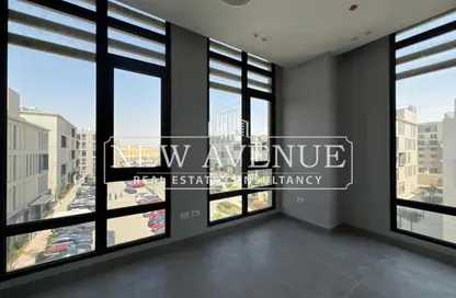 مساحات مكتبية - 2 غرف نوم - 1 حمام للايجار في ديستريكت 5 - كمبوندات التجمع الخامس - التجمع الخامس - مدينة القاهرة الجديدة - القاهرة