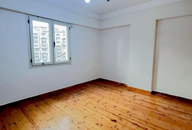 8711326 - Property Image 3