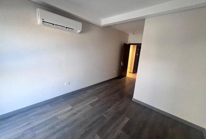 61210947 - صورة العقار 3