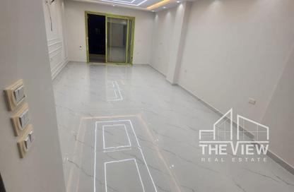 Apartment - 3 Bedrooms - 2 Bathrooms for sale in Al Khamayel city - Sheikh Zayed Compounds - Sheikh Zayed City - Giza