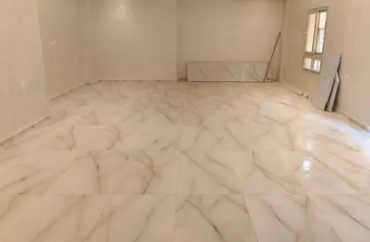 شقة - 3 غرف نوم - 2 حمامات للبيع في حى جنوب الاكايمية - مدينة القاهرة الجديدة - القاهرة