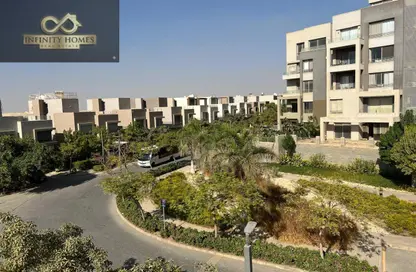 فيلا - 4 غرف نوم - 4 حمامات للايجار في كمبوند فيلدج جاردن القطامية - كمبوندات التجمع الخامس - التجمع الخامس - مدينة القاهرة الجديدة - القاهرة