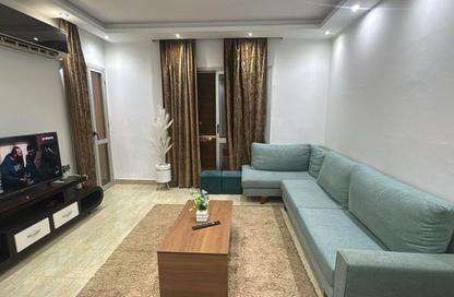 Apartment - 2 Bedrooms - 1 Bathroom for rent in El Rehab Extension - Al Rehab - New Cairo City - Cairo