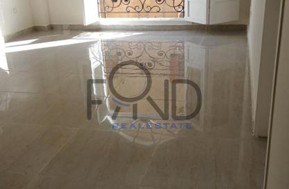 Apartment - 4 Bedrooms - 2 Bathrooms for sale in Omar Ibn Abd al Aziz St. - District 1 - The 5th Settlement - New Cairo City - Cairo