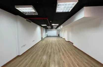 مساحات مكتبية - 4 غرف نوم - 2 حمامات للايجار في شارع التسعين - التجمع الخامس - مدينة القاهرة الجديدة - القاهرة