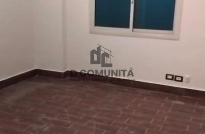 Apartment - 3 Bedrooms - 2 Bathrooms for rent in Mostashareen - North Investors Area - New Cairo City - Cairo