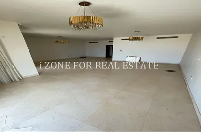 شقة - 3 غرف نوم - 3 حمامات للايجار في التو - اب تاون كايرو - المقطم - القاهرة