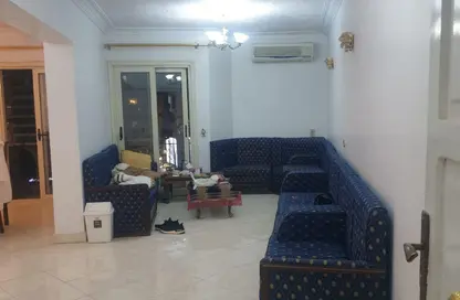 Apartment - 2 Bedrooms - 2 Bathrooms for rent in Tabarak - Zahraa El Maadi - Hay El Maadi - Cairo