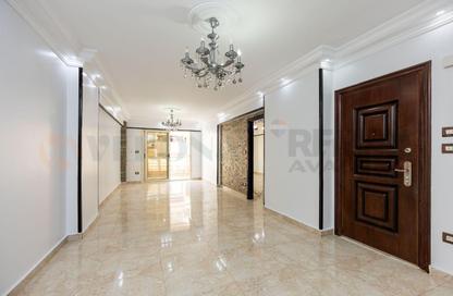 Apartment - 3 Bedrooms - 1 Bathroom for sale in El Mandara - Hay Than El Montazah - Alexandria