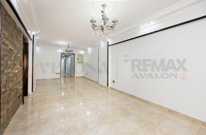 Apartment - 3 Bedrooms - 1 Bathroom for sale in El Mandara - Hay Than El Montazah - Alexandria