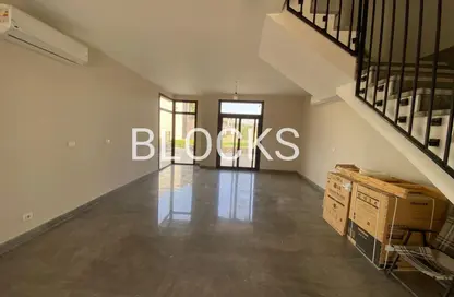 تاون هاوس - 3 غرف نوم - 3 حمامات للايجار في أو ويست - كمبوندات 6 أكتوبر - مدينة 6 أكتوبر - الجيزة