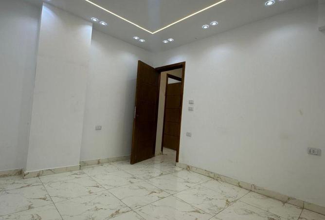 8590783 - صورة العقار 3