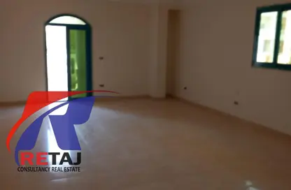 شقة - 4 غرف نوم - 1 حمام للايجار في الحي الرابع - التجمع الخامس - مدينة القاهرة الجديدة - القاهرة