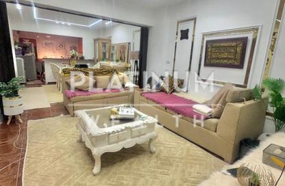 شقة - 3 غرف نوم - 1 حمام للبيع في طريق الجيش - السرايا - سيدي بشر - حي اول المنتزة - الاسكندرية