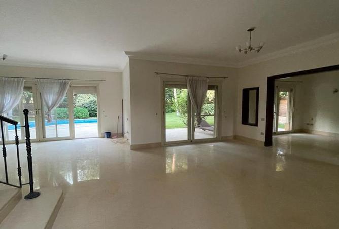 8615345 - Property Image 2