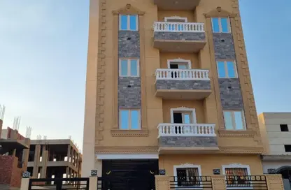 Whole Building - 3 Bedrooms - 2 Bathrooms for sale in 4th District - Badr City - Cairo