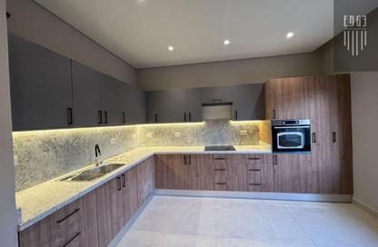 Villa - 5 - 6 for rent in Mivida - 5th Settlement Compounds - The 5th Settlement - New Cairo City - Cairo