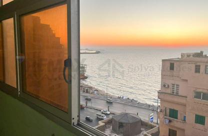 شقة - 3 غرف نوم - 2 حمامات للبيع في الشاطبي - حي وسط - الاسكندرية شقة - 3 غرف نوم - 2 حمامات للبيع في الشاطبي - حي وسط - الاسكندرية