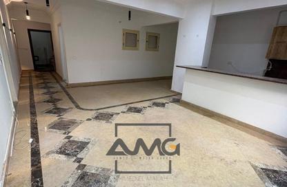 Apartment - 3 Bedrooms - 2 Bathrooms for rent in Doctor Yassin Abdel Ghaffar St. - Area C - Ganoob El Acadimia - New Cairo City - Cairo