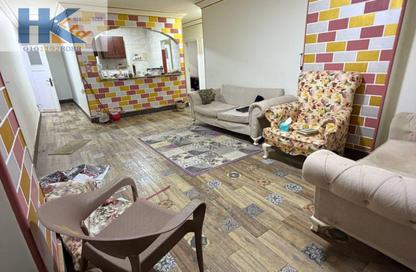 Apartment - 3 Bedrooms - 2 Bathrooms for sale in Gate 1 - Khofo - Hadayek El Ahram - Giza