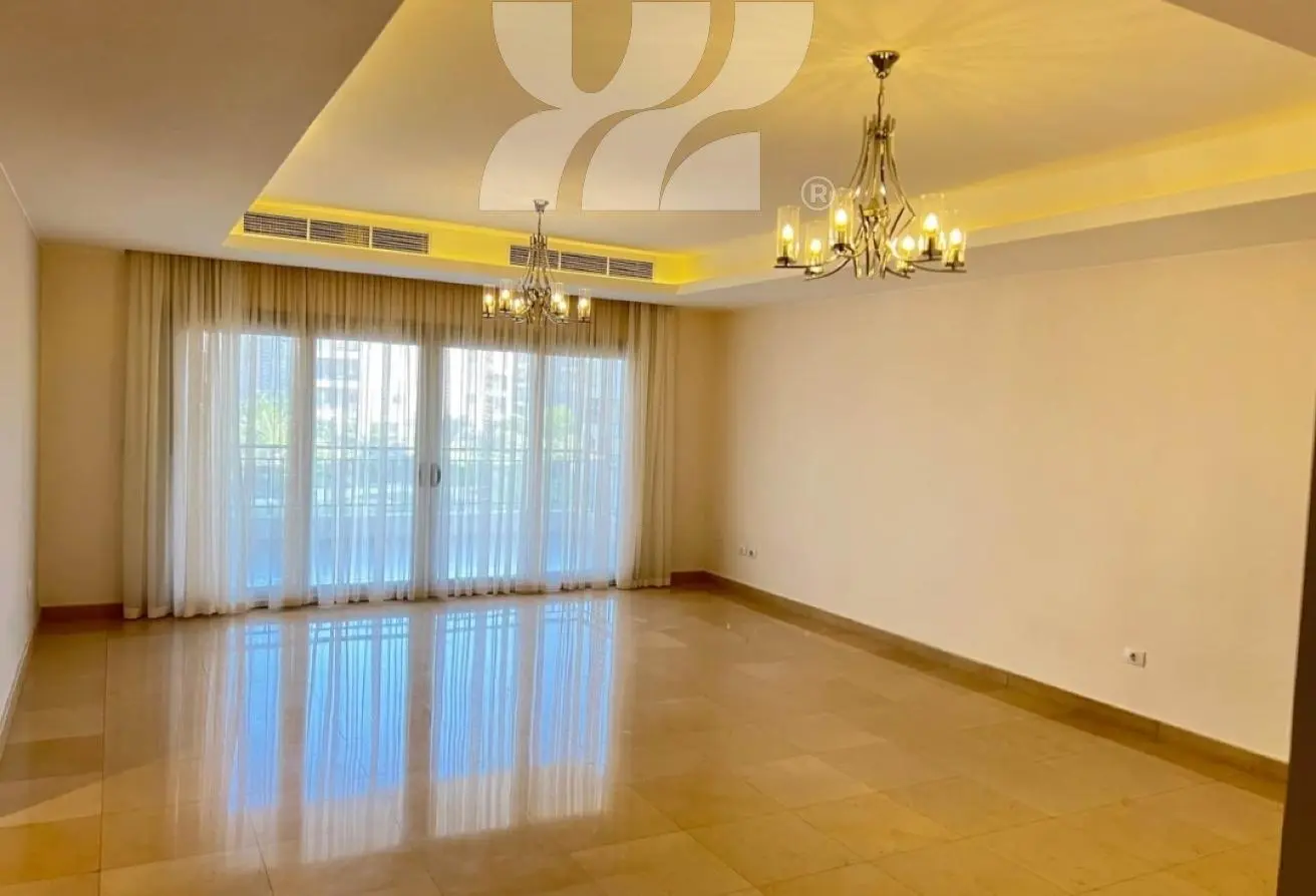 74027446 - Property Main Image