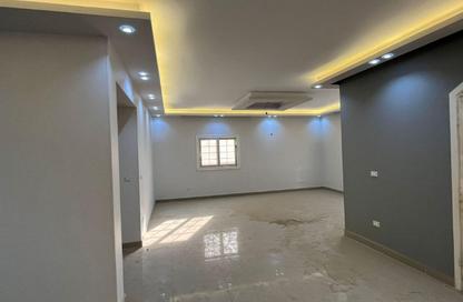 Apartment - 3 Bedrooms - 3 Bathrooms for rent in 1st Settlement Post office St. - The 1st Settlement - New Cairo City - Cairo