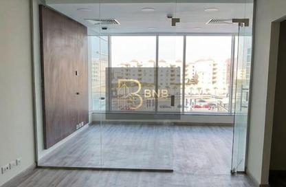 مساحات مكتبية - استوديو - 2 حمامات للايجار في تريفيوم سكوير - شارع التسعين الشمالي - التجمع الخامس - مدينة القاهرة الجديدة - القاهرة