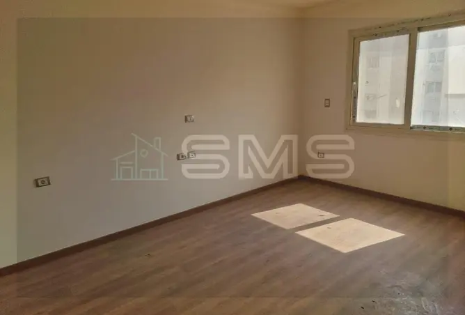 104043730 - Property Image 2