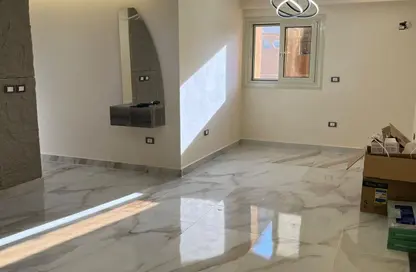 شقة - 4 غرف نوم - 4 حمامات للايجار في شارع سوريا - المهندسين - الجيزة