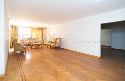 Apartment - 3 Bedrooms - 2 Bathrooms for sale in Grand View - Smouha - Hay Sharq - Alexandria