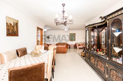 Apartment - 4 Bedrooms - 2 Bathrooms for sale in Sant Giyn St. - Kafr Abdo - Roushdy - Hay Sharq - Alexandria Apartment - 4 Bedrooms - 2 Bathrooms for sale in Sant Giyn St. - Kafr Abdo - Roushdy - Hay Sharq - Alexandria