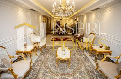 Apartment - 3 Bedrooms - 3 Bathrooms for sale in Al Farek Ismail Srhank St. - Laurent - Hay Sharq - Alexandria