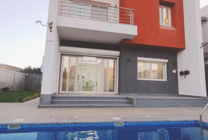 53980110 - Property Main Image