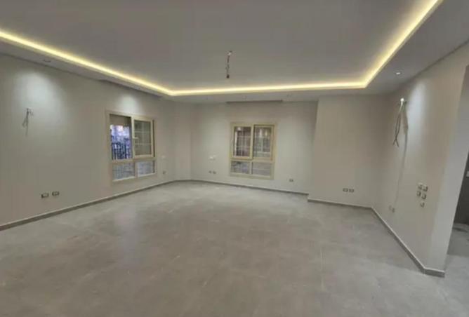 73240700 - Property Image 2