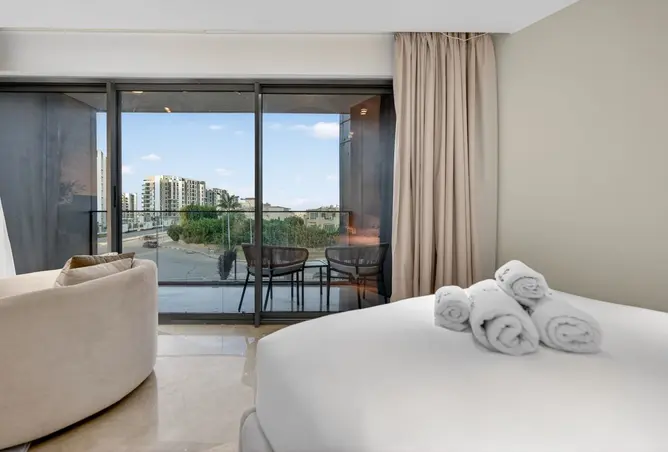 112983034 - Property Image 2