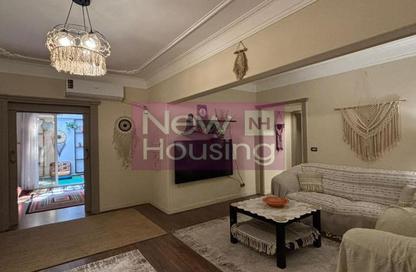 Apartment - 2 Bedrooms - 2 Bathrooms for rent in Zamalek - Cairo