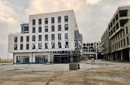Office Space - 2 Bedrooms - 1 Bathroom for sale in Swan Lake Residence - 5th Settlement Compounds - The 5th Settlement - New Cairo City - Cairo