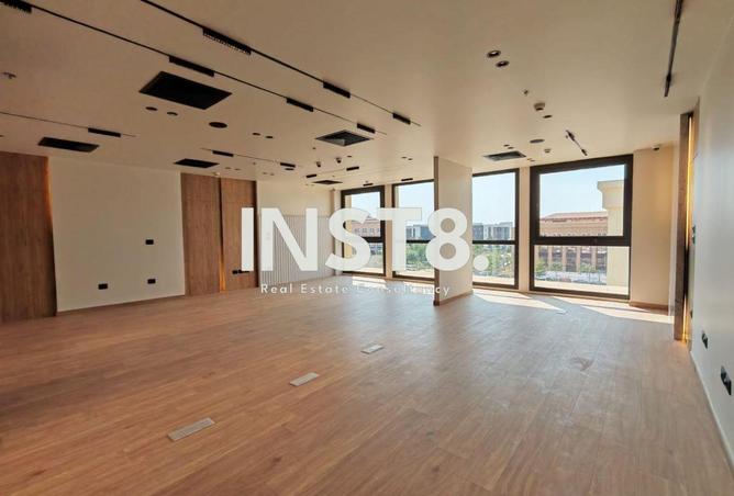 70361582 - صورة العقار 3