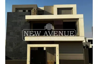 Villa - 5 Bedrooms - 4 Bathrooms for sale in El Patio Town - 5th Settlement Compounds - The 5th Settlement - New Cairo City - Cairo