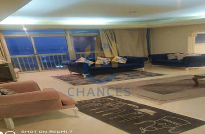 Apartment - 3 Bedrooms - 2 Bathrooms for sale in Cornish El Nile St. - Maadi - Hay El Maadi - Cairo