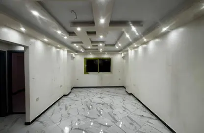 Apartment - 2 Bedrooms - 1 Bathroom for rent in Gate 4 - Mena - Hadayek El Ahram - Giza