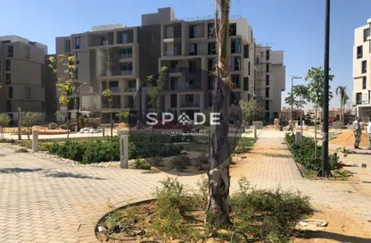 Apartment - 4 Bedrooms - 4 Bathrooms for sale in Eastown - 5th Settlement Compounds - The 5th Settlement - New Cairo City - Cairo