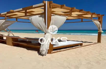 شاليه - 3 غرف نوم - 3 حمامات للبيع في رملة ليك سايد - قسم الضبعة - الساحل الشمالي