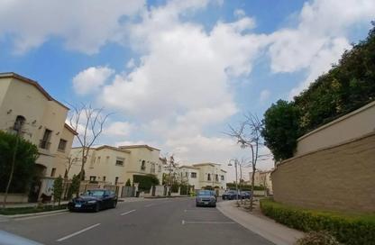 Townhouse - 4 Bedrooms - 4 Bathrooms for sale in The Fourteen Golf Residences - Uptown Cairo - Mokattam - Cairo