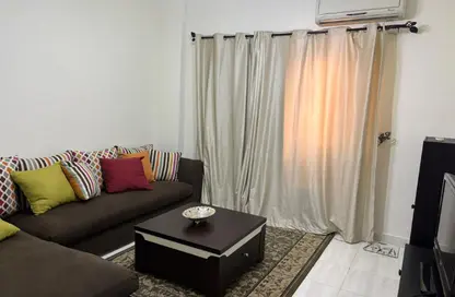 شقة - 3 غرف نوم - 2 حمامات للايجار في عمارات البنفسج - البنفسج - مدينة القاهرة الجديدة - القاهرة