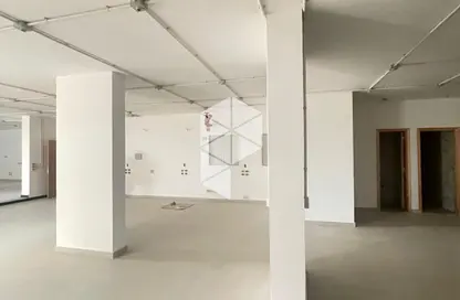 مساحات مكتبية - 4 غرف نوم - 2 حمامات للايجار في شارع التسعين الجنوبي - التجمع الخامس - مدينة القاهرة الجديدة - القاهرة