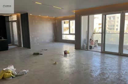 Apartment - 3 Bedrooms - 3 Bathrooms for rent in Garden Residence - Hyde Park - New Cairo City - Cairo